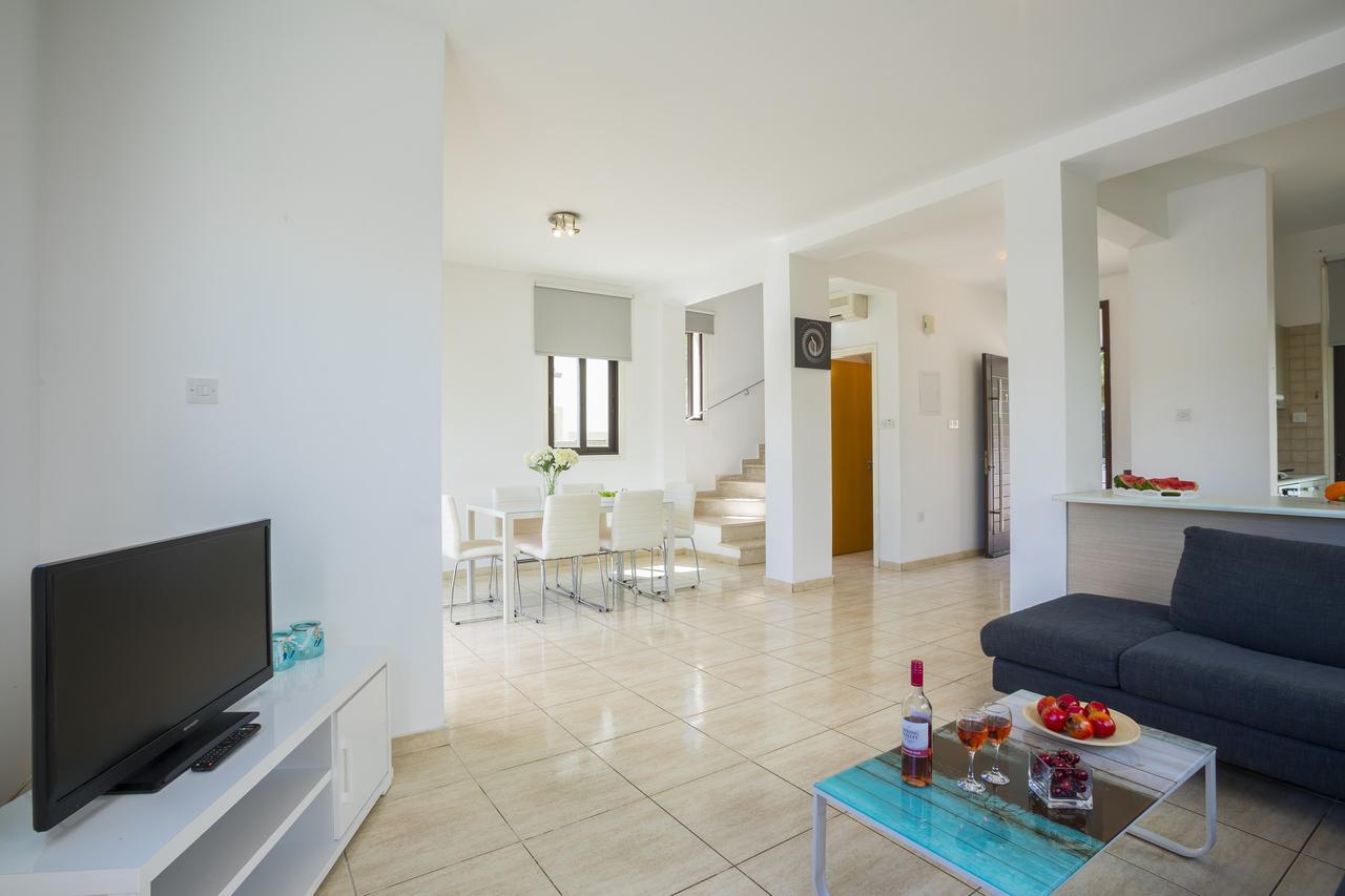 Villa Mylos 7 Protaras Buitenkant foto